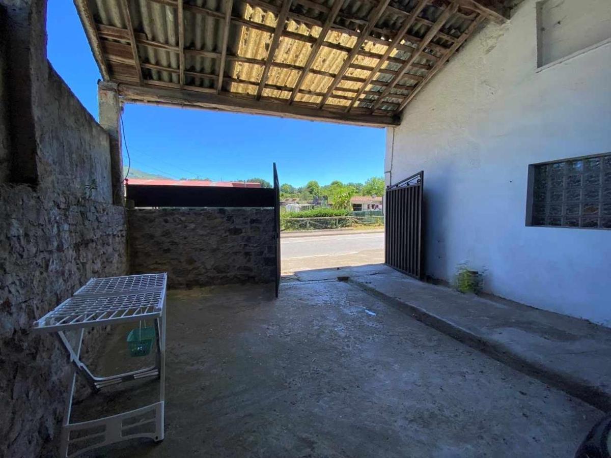 Casa Maribel Onís Exteriér fotografie